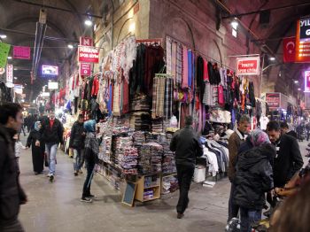 Müşterilerini Avm`lere Kaptıran Kapalı Çarşı, Eski Canlı Günlerini Arıyor (özel)