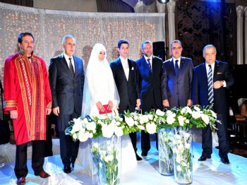 Vali Mutlu Nikah Şahitliği Yaptı
