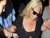 Zerrin Özer yine hastaneye kaldırıldı