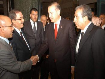 Ak Parti Bağlar İlçe Başkanı Kara'dan Başbakan Erdoğan'a Geçmiş Olsun Mesajı