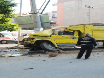 Kazada Bacağı Koptu, Hastaneye Önce Kendi Sonra Bacağı Getirildi