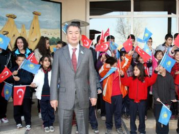 HASAN ÜNVER - Kazakistan Parlamento Başkanı Kairat Mami Nevşehir'i Gezdi