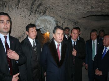 HASAN ÜNVER - Kazakistan Senato Başkanı Mami Nevşehir'de