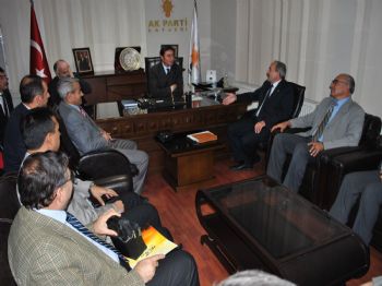 DIYANET SEN - Sendika Başkanları Ak Parti İl Başkanı Dengiz'i Ziyaret Etti