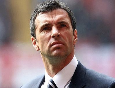 LEEDS UNITED - Ünlü teknik adam intihar etti