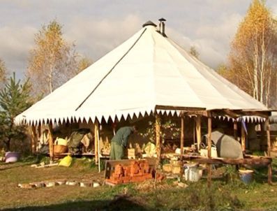 50 Rus Aile Şehir Yaşamını Terk Ederek, Ormanda Yaşamaya Karar Verdi