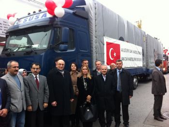 Avusturya`dan Van`a 5 Yardım Tır`ı Yola Çıktı