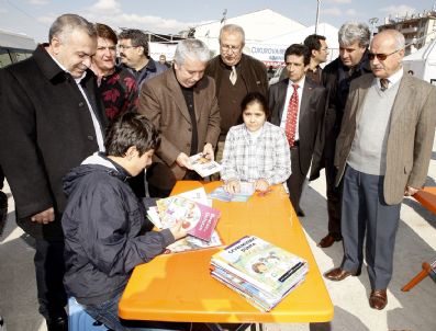 YıLDıRAY ARıKAN - Çukurova Belediyesi Van`a Okul Yaptıracak