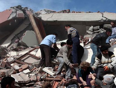 TURAN ÇAKıR - Elazığ, Vanlı depremzedelerin yaralarını sarıyor