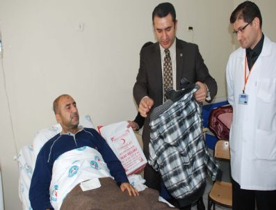 MAHMUT YıLMAZ - Muş`ta Kızılay`dan Depremzedelere Bayram Hediyesi