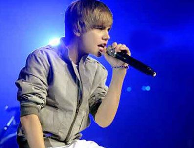 Ünlü şarkıcı Justin Bieber'in baba olduğu iddia edildi