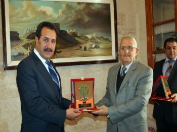 RAMAZAN SEÇILMIŞ - Buluşmalara Katkı Sağlayanlara Plaket