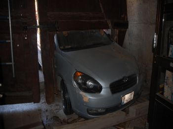 SELIMIYE CAMII - Edirne'de Kontrolden Çıkan Otomobil Tarihi Çarşıya Girdi