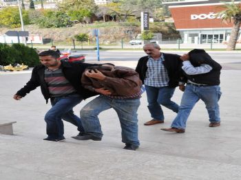 TOSMUR - İki Kilo Esrarla Yakalandılar