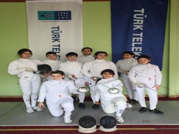 Trabzon Türk Telekom Eskrimde Yüzleri Güldürdü