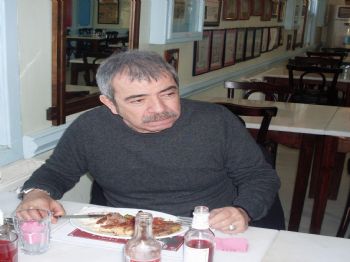 OKTAY KAYNARCA - Ünlü Aktörler Bursa Kebabına Bayıldı