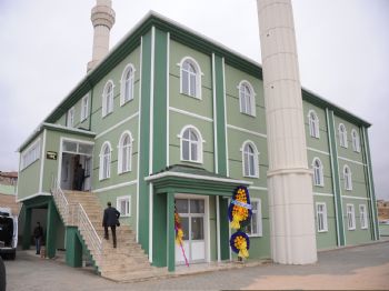 KARAMANOĞLU MEHMETBEY ÜNIVERSITESI - Hayırsever İş Adamının Yaptırdığı Cami İbadete Açıldı