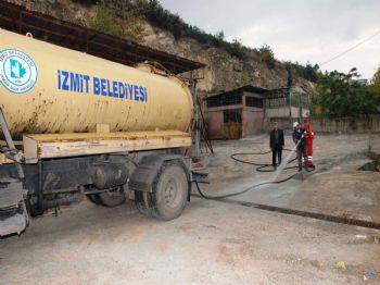 SOLAKLAR - İzmit Belediyesi Bayrama Hazır