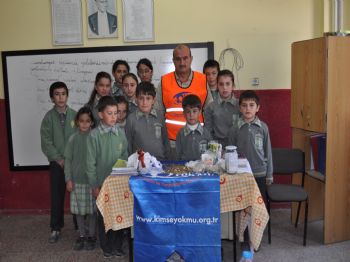 İBRAHIM AVCı - Köy Okulu Öğrencileri Van ve Somali İçin 6 Kurban Parası Topladı