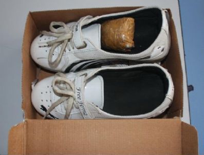 Özürlü Ayakkabısı İçinde Uyuşturucu Madde Satışı