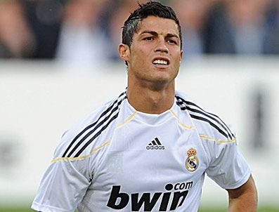 ZİNEDİNE ZİDANE - Ronaldo, ''Altın Ayakkabı''sını aldı