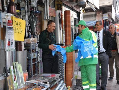 Şahinbey Belediyesi 150 Bin Adet Kurban Atık Poşeti Dağıttı