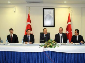 TURAN EREN - Vali Altıparmak`a `değerler Eğitimi` Sunumu Yapıldı