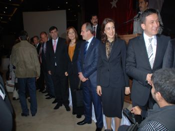 TEVFIK ENSARI - Ak Parti İl Başkanı Akay: İzmir`deki Yerel Yönetimlerde De İktidar Olacağız