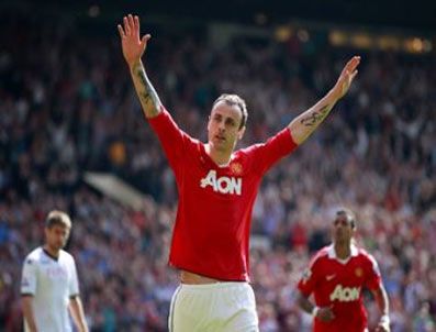 DIMITAR BERBATOV - Galatasaray Berbatov ile el sıkıştı!