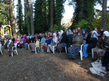 AYDıN GÜNGÖR - Gülüç Belediyesi, Mezarlıkta Mevlid-i Şerif Okutuyor