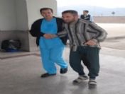 Acemi Kasaplar Kendilerini Kesti