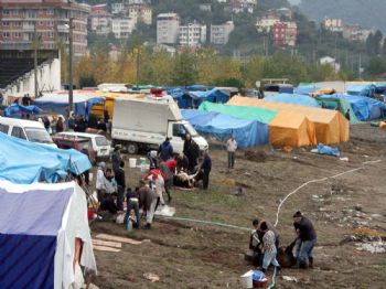 Çöplükte ve 4 Bin Yıllık Festival Alanında Kurban Kesimi
