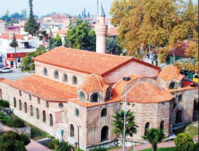 İznik ''Ayasofya Camii'' ibadete açıldı