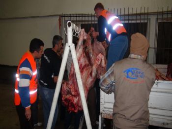 Kimse Yok Mu Batman`da 7 Bin Aileye Kurban Eti Dağıttı