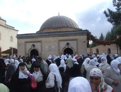 Sur Belediyesi`nden Veysel Karani`ye Ziyaret