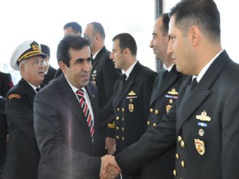 AHMET TEVFİK UZUN - Vali Güzeloğlu Kamu Görevlileri ve Halkla Bayramlaştı