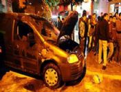 Zeytinburnu'nda 10 aracı yaktılar