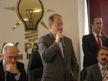 CENGİZ YAVİLİOĞLU - Bakan Akdağ, Erzurum`da Partililerle Bayramlaştı