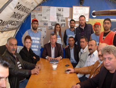 TAHIR ŞAHIN - Başkan  Şahin, Savranoğlu İşçilerine Moral Verdi