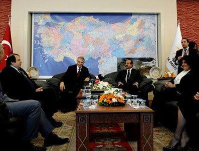 TANSU ÇILLER - 2001 krizi için özür diliyoruz!