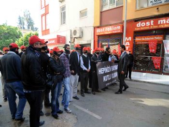 AYTUĞ ATICI - Chp’deki Bayramlaşmada İşçilerden Siyah Bantlı Protesto