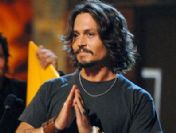 Ünlü oyuncudan şok karar