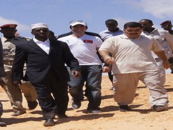 Somali Cumhurbaşkanı, Kimse Yok Mu`nun Kurban Kesim Merkezini Ziyaret Etti