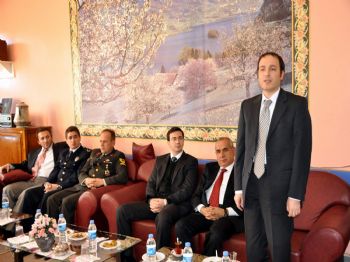 MEHMET DEMIRAL - Suşehri Bayramlaştı