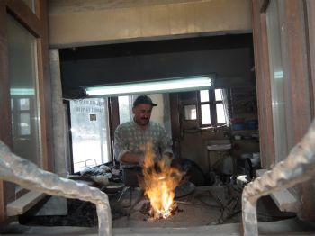 Ailesinden Kalma 150 Yıllık Geleneği Tek Başına Yaşatıyor (özel)