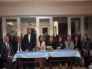 İBRAHIM USLU - Ak Parti Sapanca İlçe Teşkilatı`nda Bayramlaşma