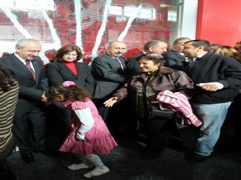 İLHAN CİHANER - Chp`deki Bayramlaşmaya Baykal ve Ekibi Katılmadı