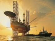 Dev platform Çanakkale Boğazı'ndan geçti