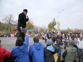 KALAFAT - Romanya`da Kurban Kavurması Alabilmek İçin Uzun Kuyruklar Oluştu