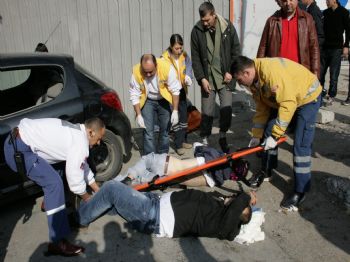 Bursa’da Sürat Kaza Getirdi: 2’si Ağır 6 Yaralı